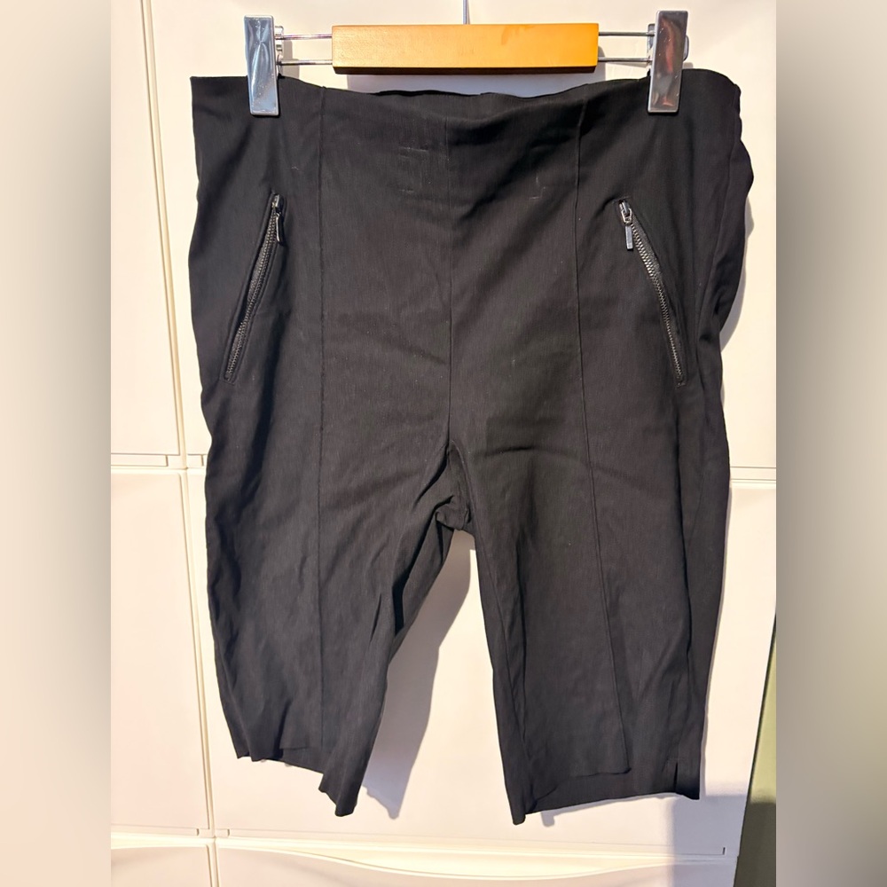 Michel Studio Elegant Black Garment